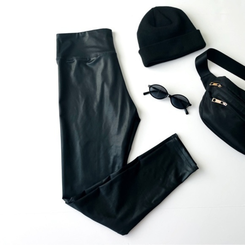 Black Faux Leather Leggings Size M